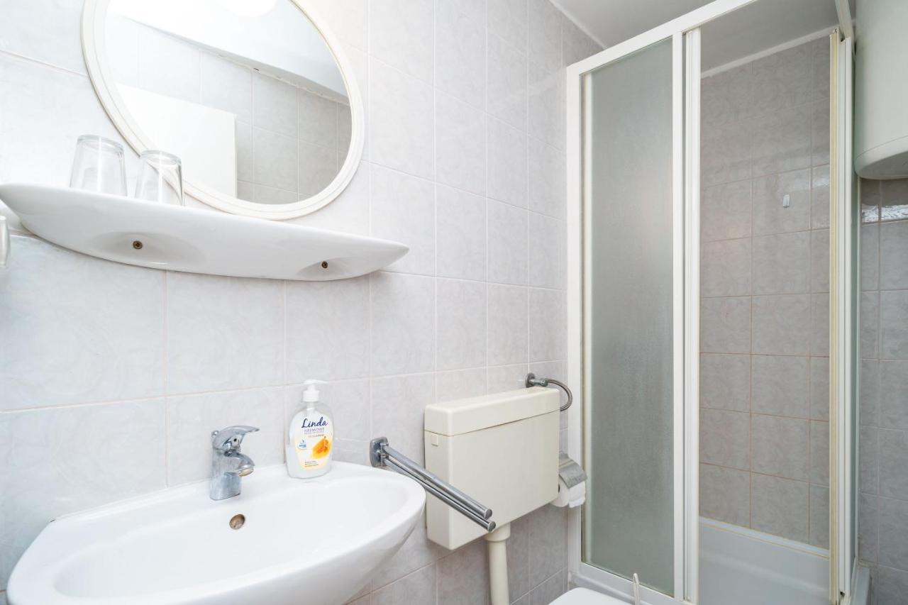 Apartments Lidija Затон Экстерьер фото